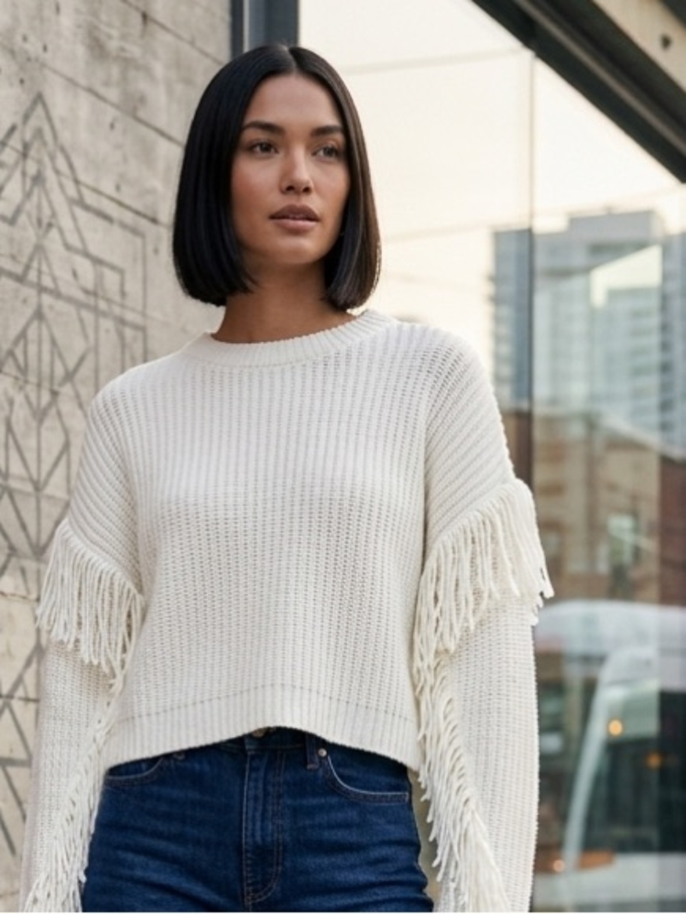 Free For All_Fringe Long Sleeves Knitted Cropped Crewneck Cream Sweater Size: L - Picture 8 of 8